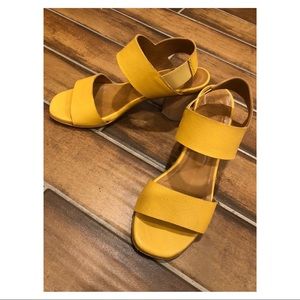 coclico bird sandal